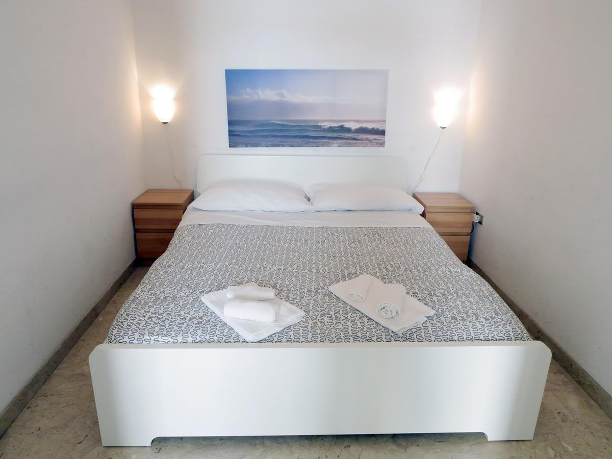 La Conchiglia Domus Apartment Полиняно а Маре Екстериор снимка
