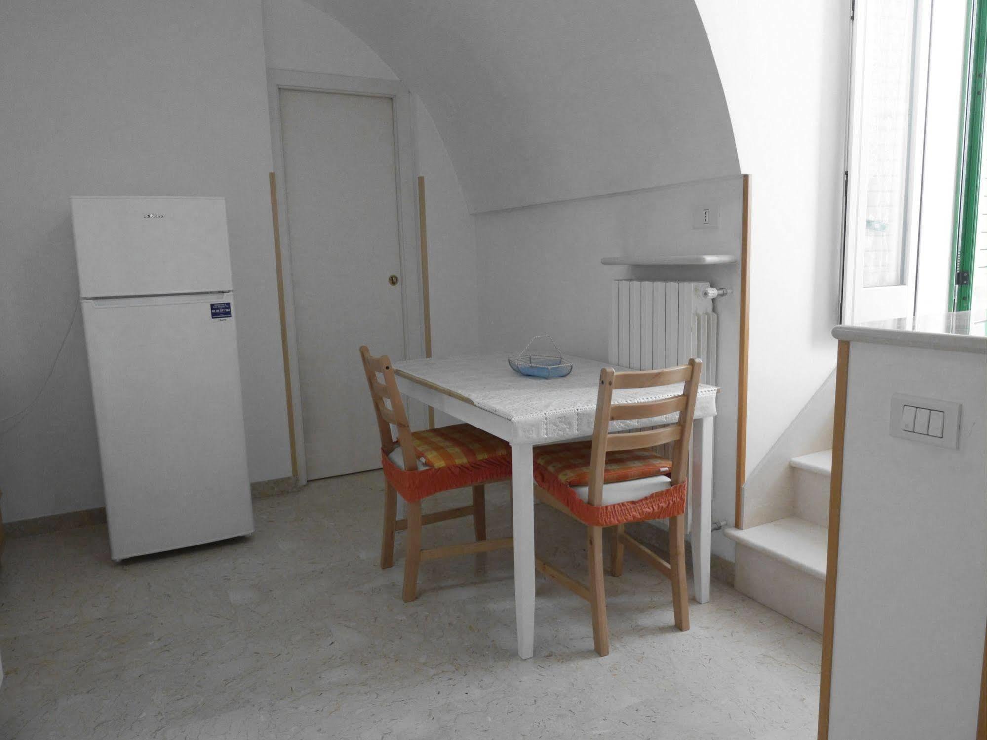 La Conchiglia Domus Apartment Полиняно а Маре Екстериор снимка